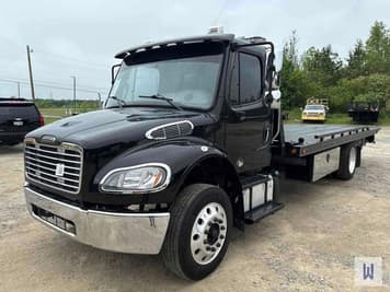 Main image Freightliner M2 106